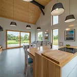 Wilczy Zew Private & Nature Borne