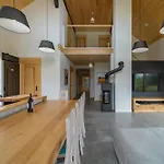 Wilczy Zew Private & Nature Villa