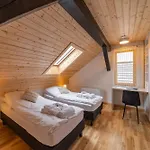 Wilczy Zew Private & Nature Villa *