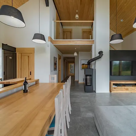 Wilczy Zew Private & Nature Villa