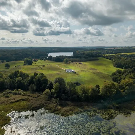 Wilczy Zew Private & Nature * Borne