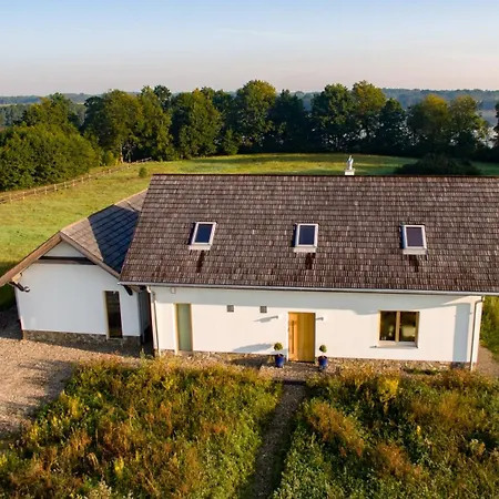 Villa Wilczy Zew Private & Nature