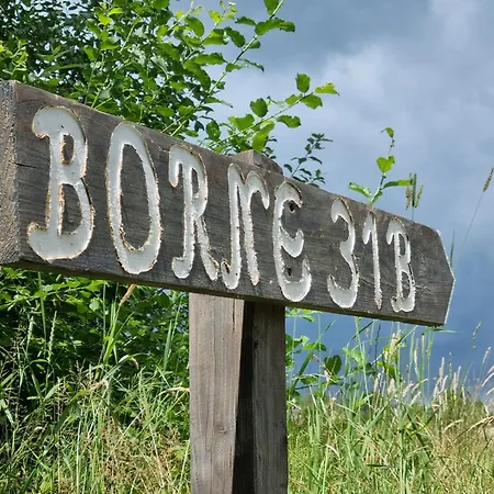 Wilczy Zew Private & Nature Villa