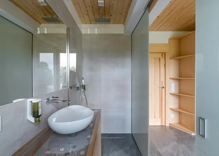 Villa Wilczy Zew Private & Nature *