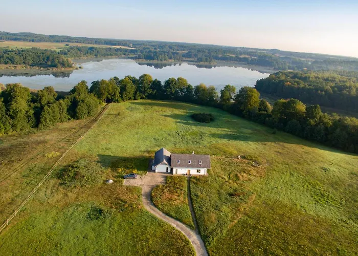 Wilczy Zew Private & Nature * Borne